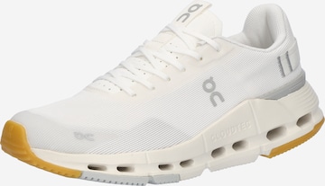 Sneaker bassa 'Cloudnova Form 2' di On in bianco: frontale