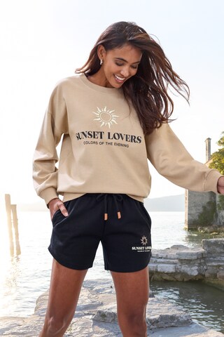 H.I.S - Sudadera en beige