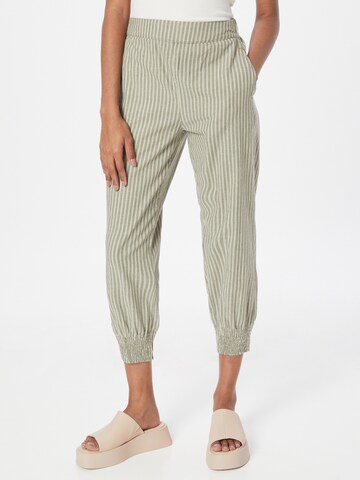 Fransa Tapered Pants in Green: front