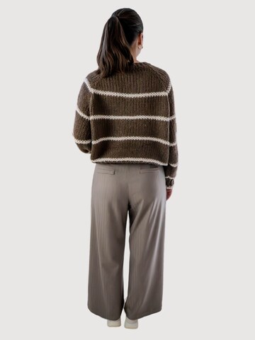 WEARABLE STORIES Pullover 'Nayla' in Grau
