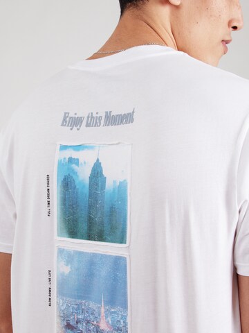 GUESS - Camiseta 'CITY OF DREAMS' en blanco