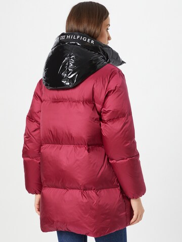 TOMMY HILFIGER Winterjacke in Rot