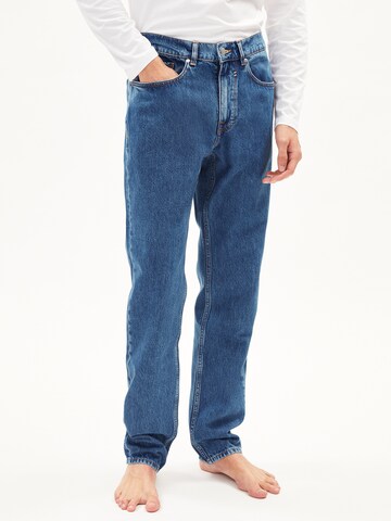 ARMEDANGELS Regular Jeans 'Dylaano Retro' in Blauw: voorkant
