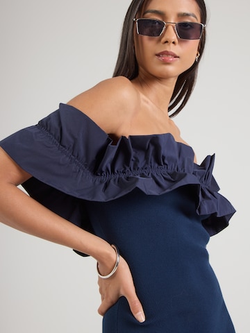 Robes en maille 'JOYNOMI' Essentiel Antwerp en bleu