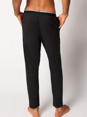 Skiny Pajama pants in Black