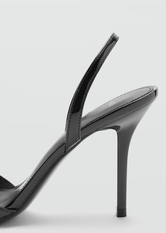 MANGO Sandal in Black