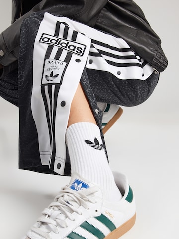 ADIDAS ORIGINALS Loosefit Byxa 'Adibreak' i svart