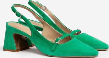 LLOYD Slingback Pumps in Green