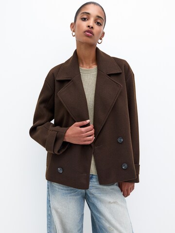 Pull&Bear Between-seasons coat in Brown: front