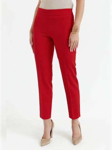Makover - Tapered Pantalón en rojo: frente