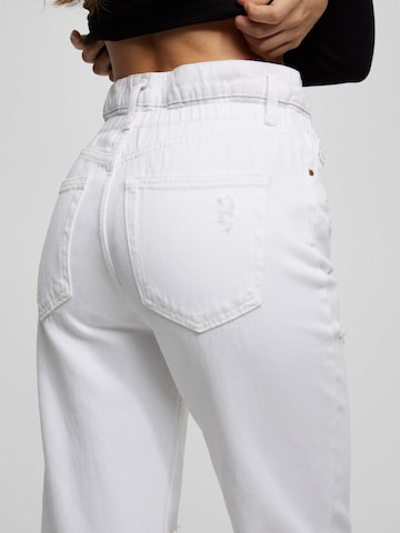 Pull&Bear Regular Jeans in White