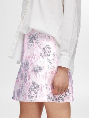 Jupe SELECTED en rose