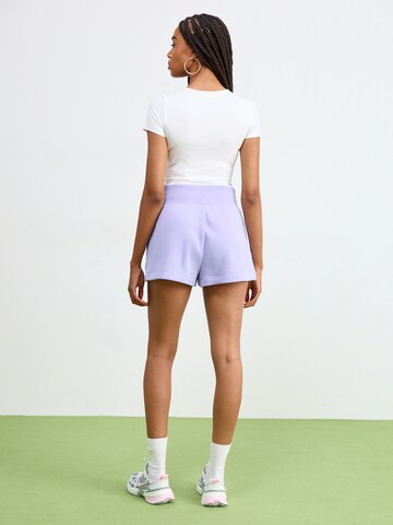 Nike Sportswear regular Παντελόνι 'PHNX FLC' σε λιλά: πίσω