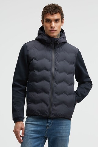 CMPD Between-Season Jacket in Blue: front