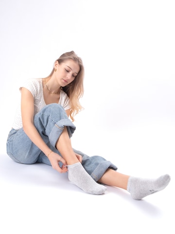 Occulto Ankle Socks 'Alexa' in White