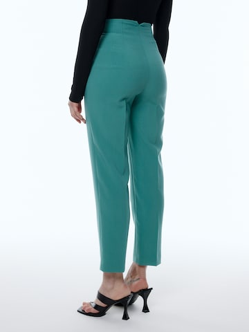 EDITED Обычный Плиссированные брюки 'Charlotta' в Зеленый