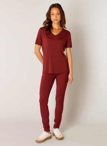 BASE LEVEL Shirt in Rot