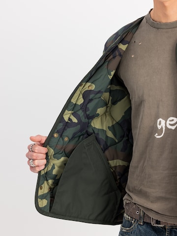 ALPHA INDUSTRIES Jacke 'Studio' in Grün