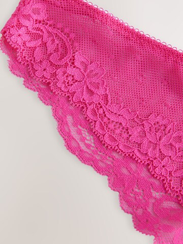 String Next en rose