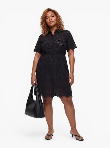 Robe 'CARVALAIS' ONLY Carmakoma en noir : devant