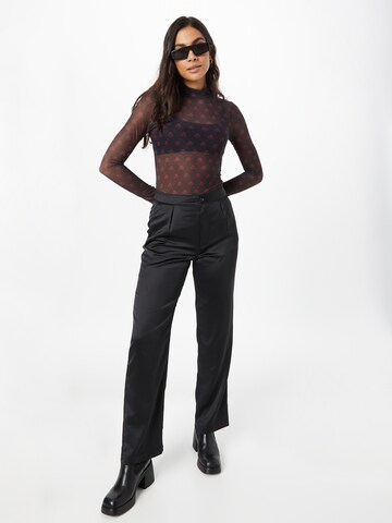 HOLLISTER Loose fit Pleat-Front Pants in Black