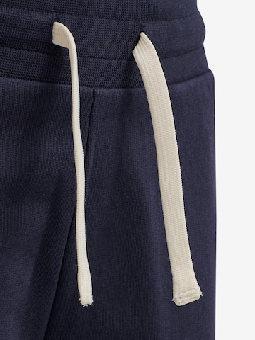 Hummel Regular Sportshorts 'Bassim' in Blau