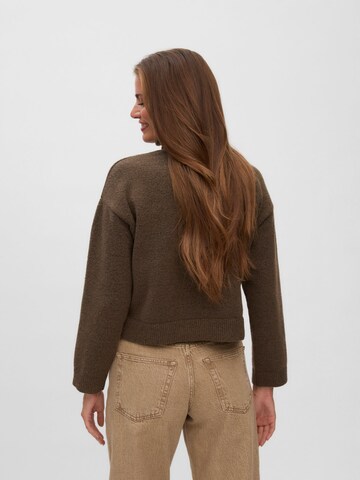 VERO MODA - Jersey 'VMSAandy' en marrón