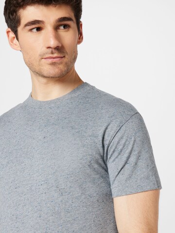 Abercrombie & Fitch T-Shirt in Grau