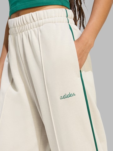 ADIDAS SPORTSWEAR Zvonové kalhoty Sportovní kalhoty 'Seasonal Essentials' – béžová