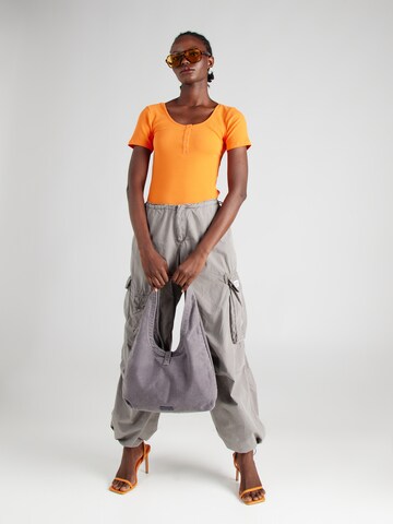 T-shirt 'KITTE' PIECES en orange