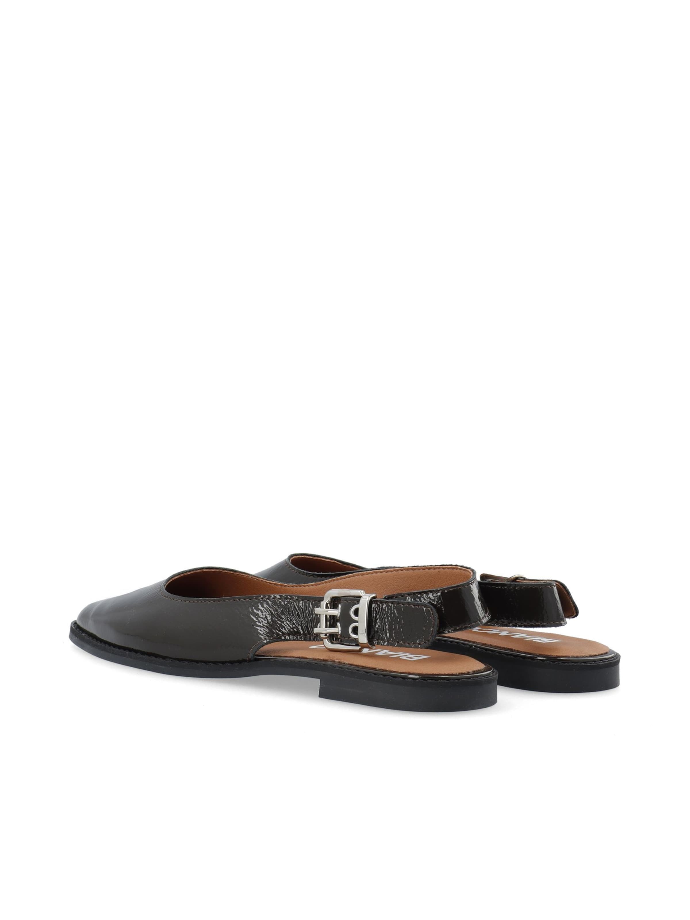 Bianco Strap ballerina 'Dania' in Brown