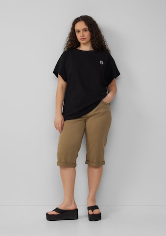 Coupe slim Jean 'Catie' QS en vert : devant