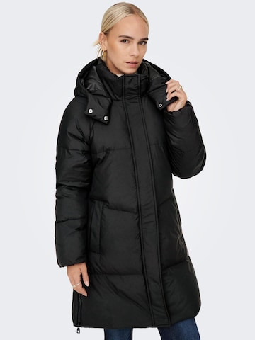 ONLY Winter coat 'Alicia' in Black: front