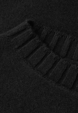 Street One Studio Sweater 'Dolman' in Black