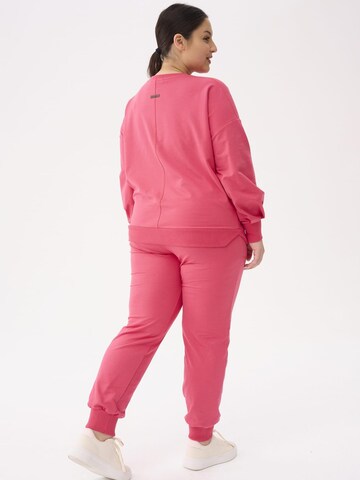 Blue Shadow Regular Pants in Pink