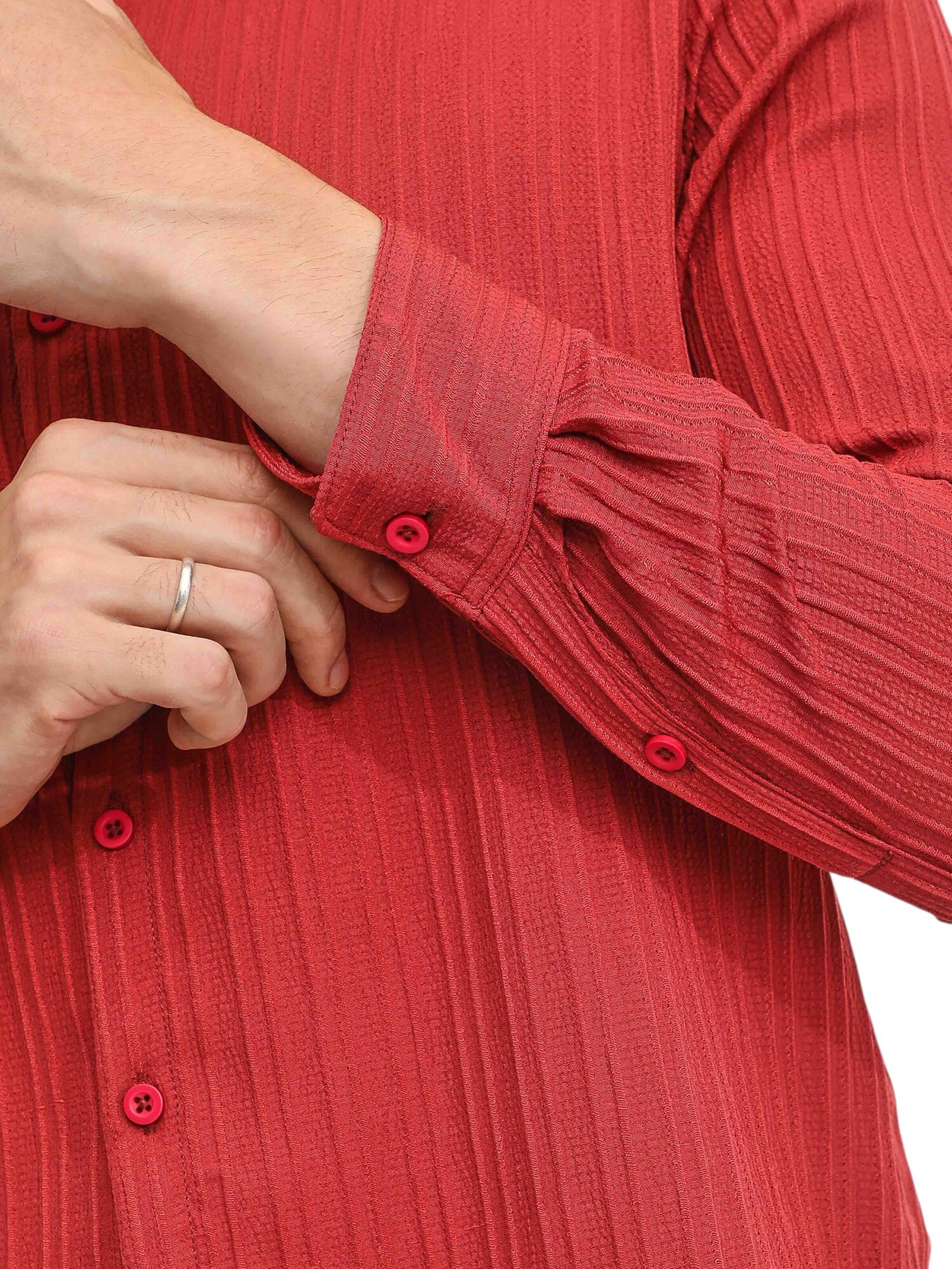 Campus Sutra Regular fit Button Up Shirt 'Theda' in Red