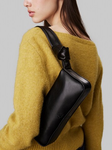 Calvin Klein Jeans - Bolso de hombro en negro