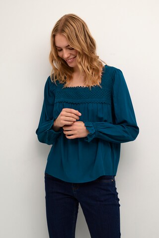 Cream Blouse 'Milla' in Blauw: voorkant