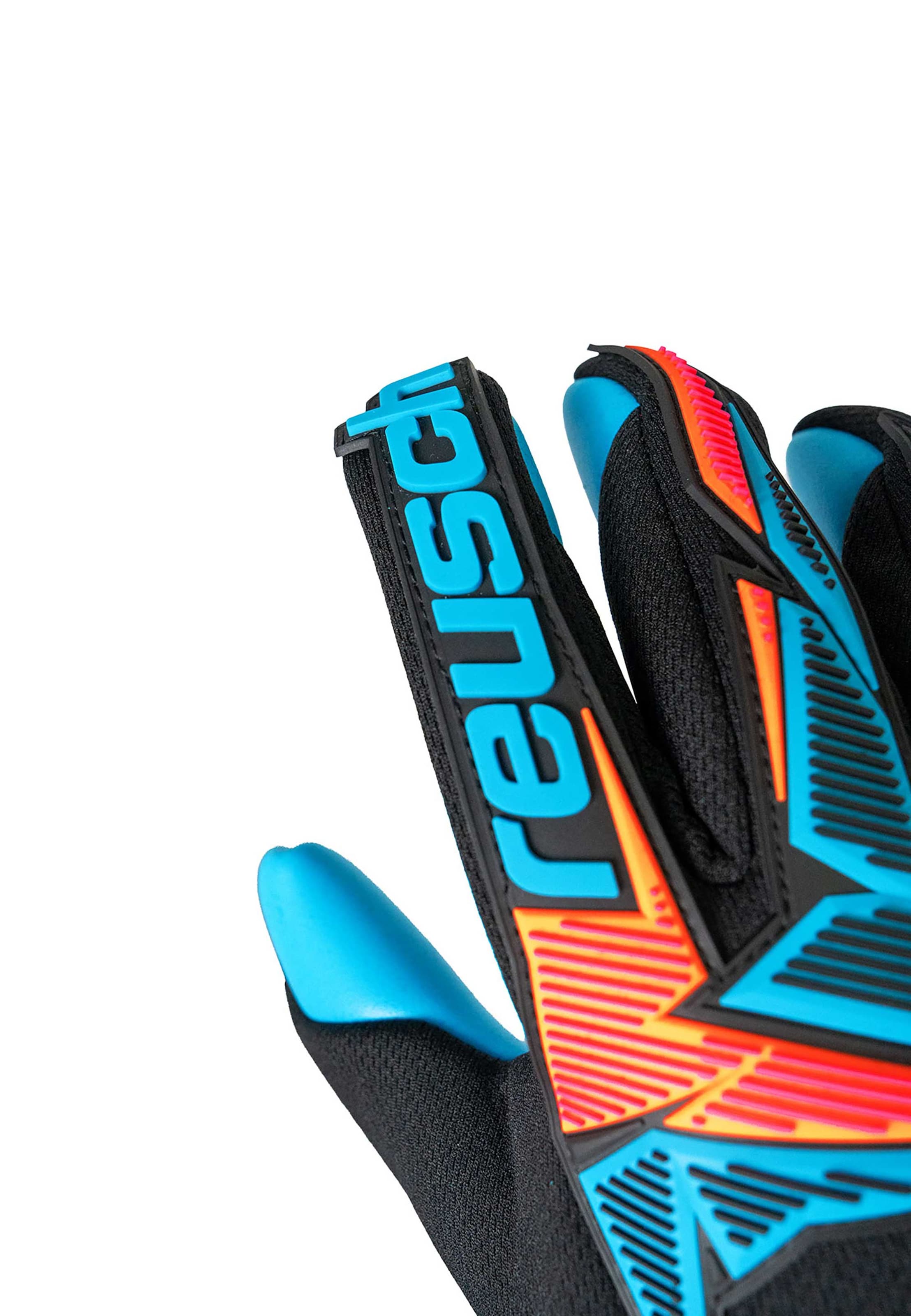 REUSCH Sports gloves 'Attrakt Freegel Aqua' in Black
