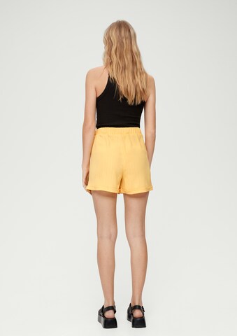 Regular Pantalon QS en jaune