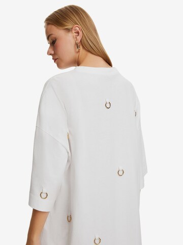 NOCTURNE Oversized Shirt in White