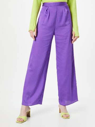 Wide leg Pantaloni con pieghe di Dorothy Perkins in lilla: frontale