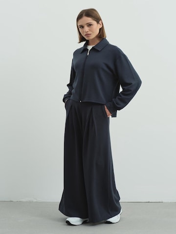 C&City Wide leg Pleat-front trousers in Grey