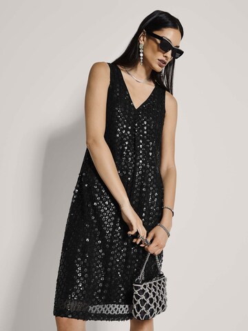 MADELEINE Jurk in Zwart