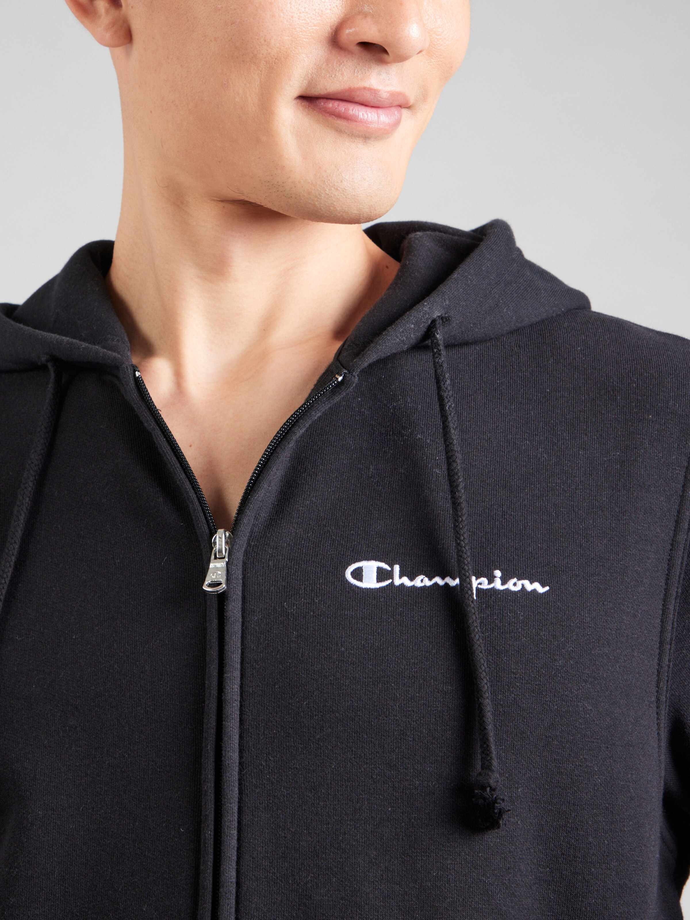 Champion Zip-Up Hoodie in Black | ABOUT YOU