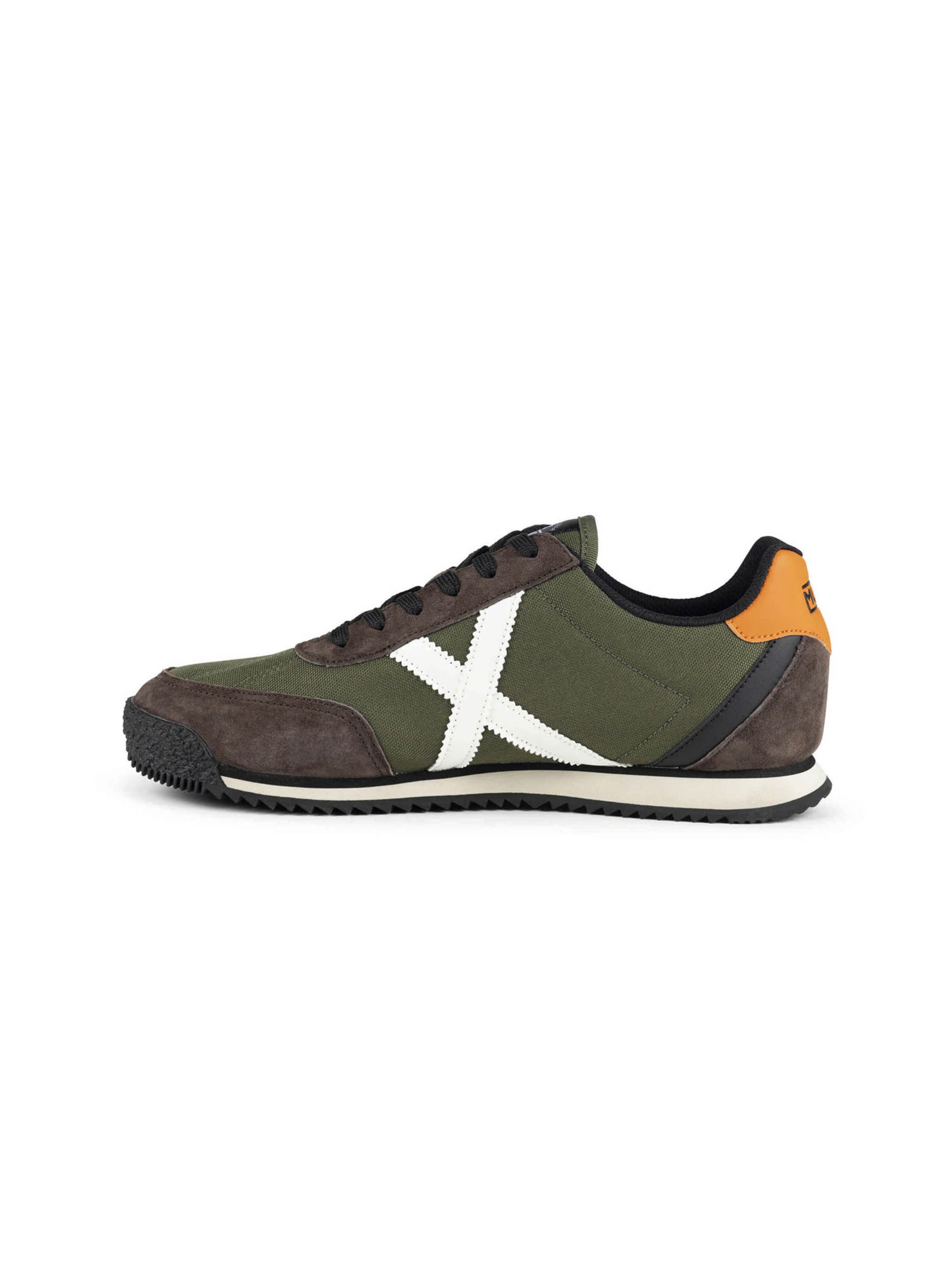 Baskets basses 'RIBER' MUNICH en vert : devant