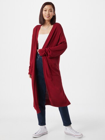NU-IN Knitted Coat in Red: front