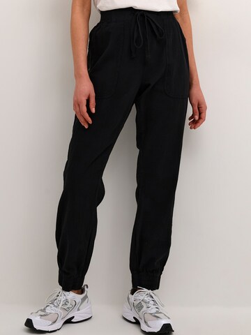 Kaffe Tapered Broek 'KAnaya' in Zwart: voorkant