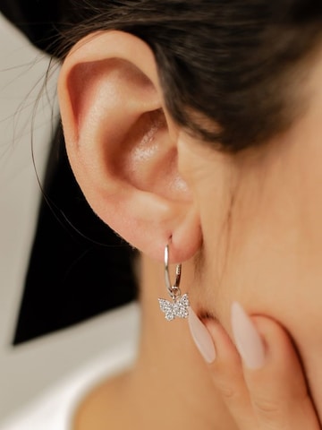Orecchini 'Butterfly Whisper' di Hey Happiness in argento
