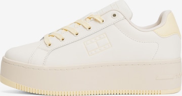 Baskets basses 'Essential' Tommy Jeans en beige : devant